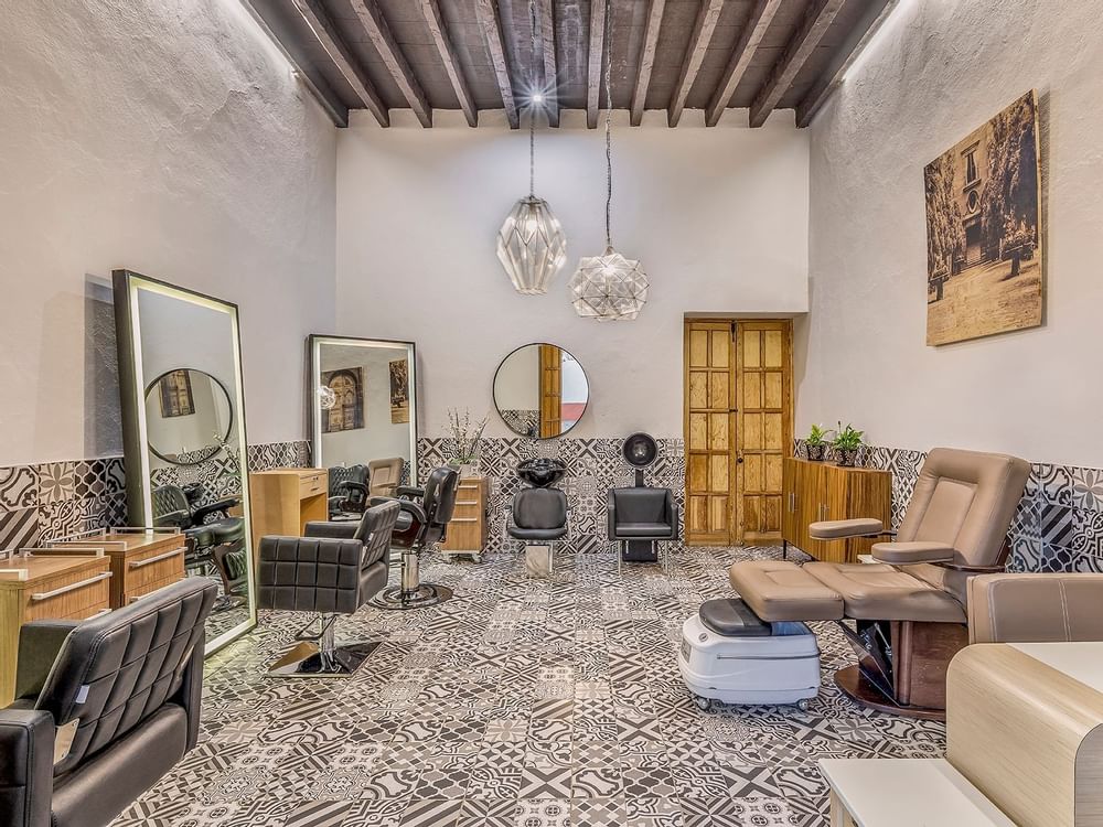 Interior of Salon De Belleza at FA Hotels & Resorts